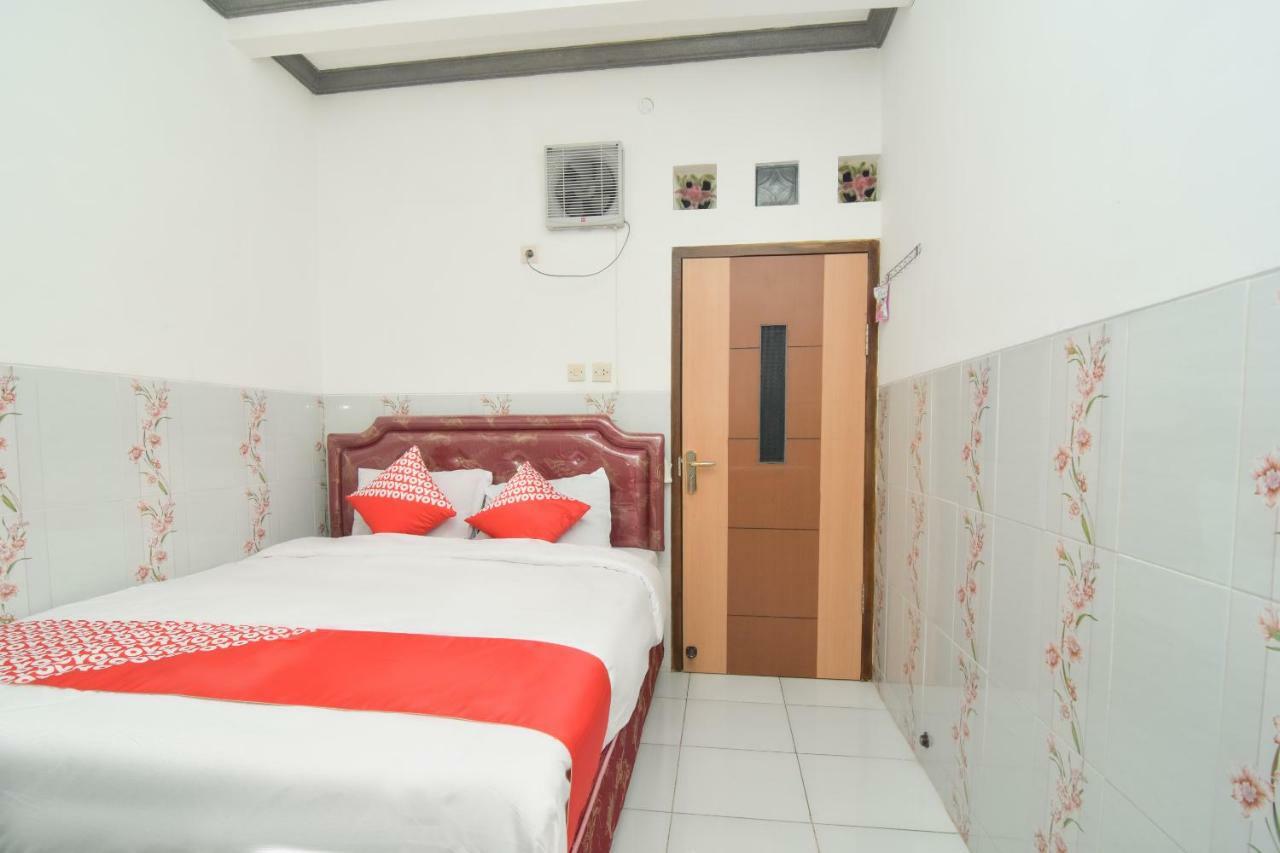 Dua Putri Villa Pasuruan Exteriér fotografie