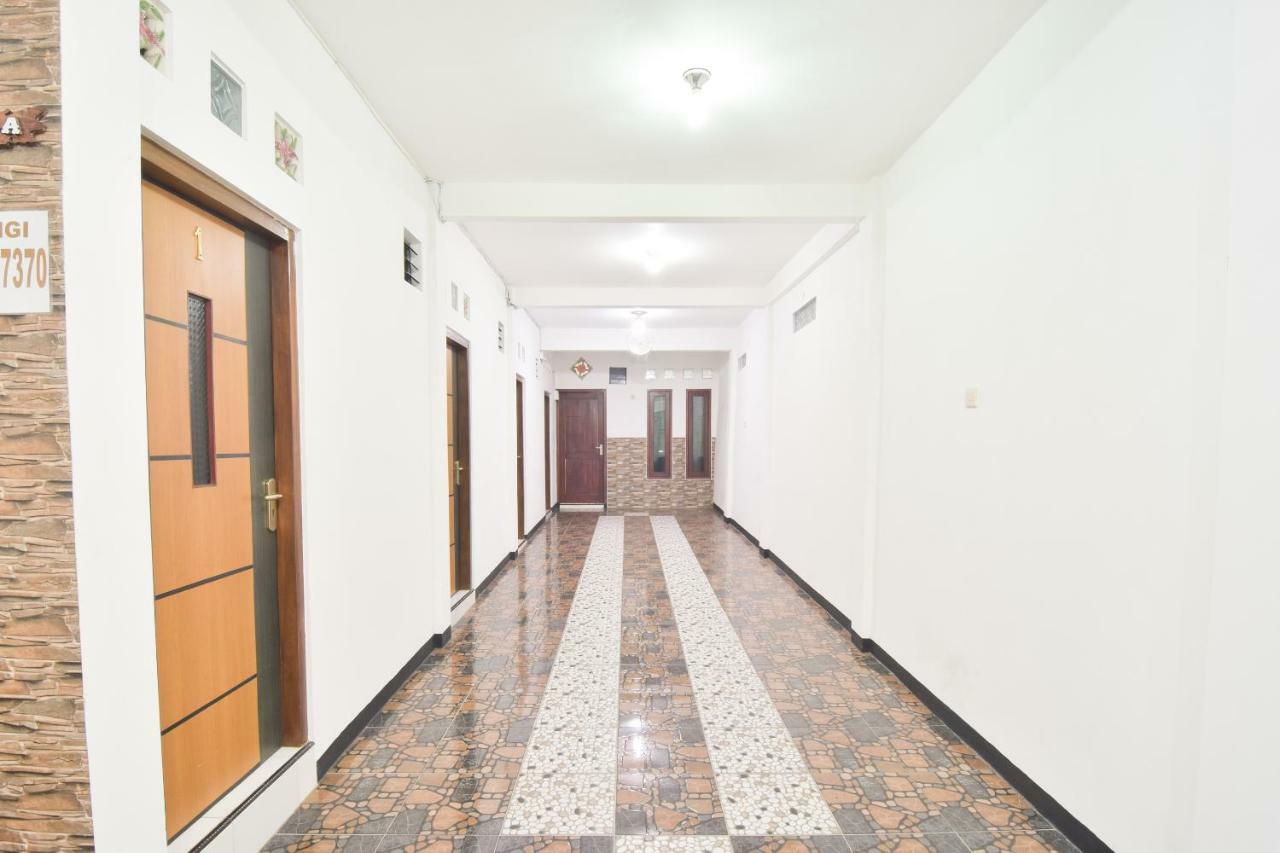 Dua Putri Villa Pasuruan Exteriér fotografie