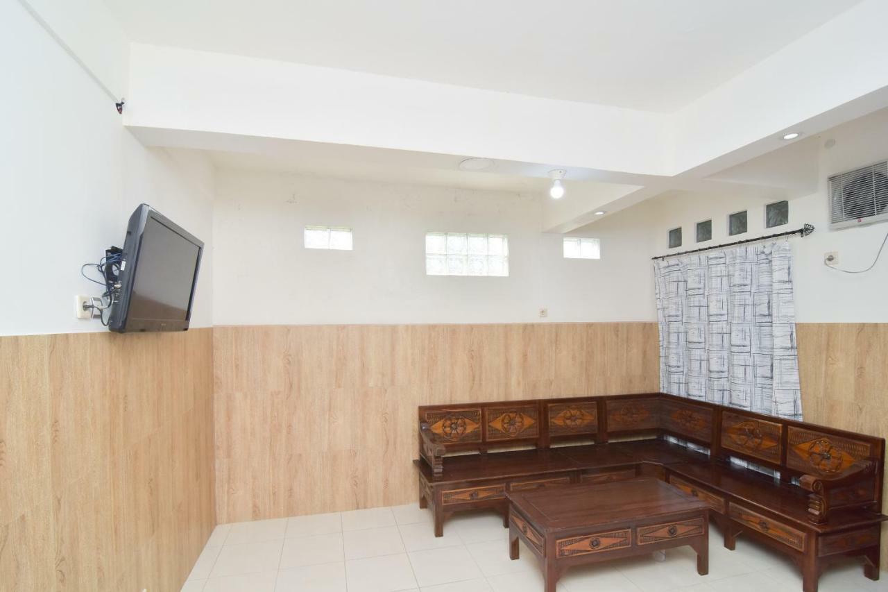 Dua Putri Villa Pasuruan Exteriér fotografie