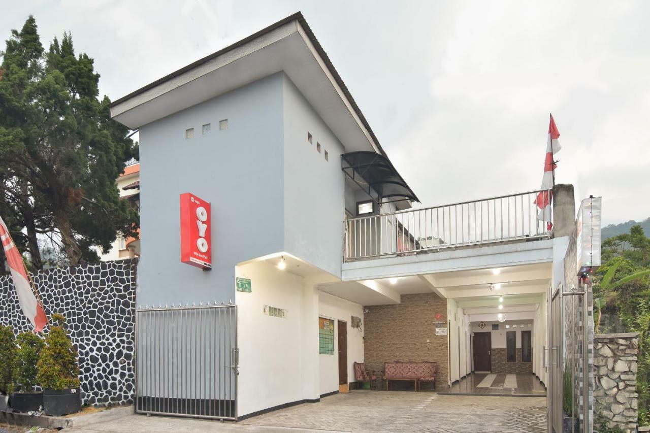 Dua Putri Villa Pasuruan Exteriér fotografie